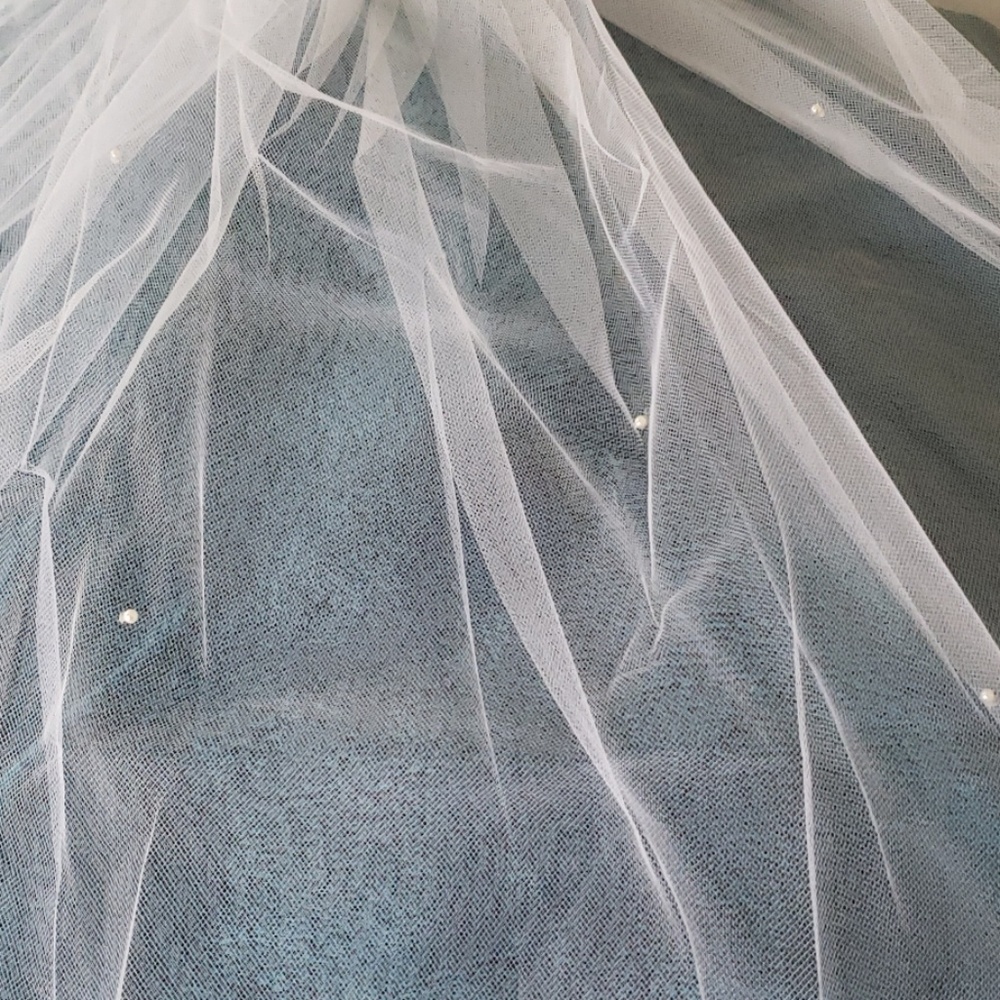 Communion Veil - Picture 3 of 5